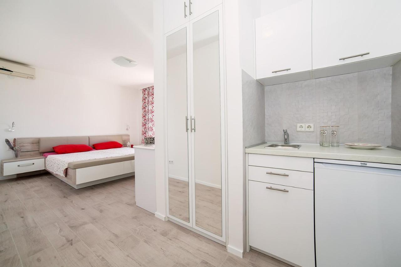 Villa Mona 2 بودفا المظهر الخارجي الصورة